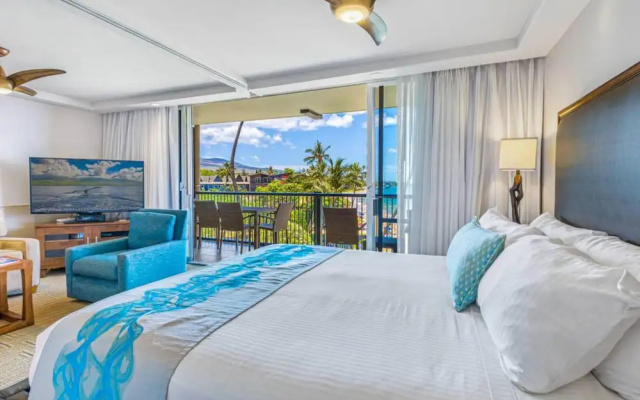 photo 5 of Mana Kai #307 by Coldwell Banker Island