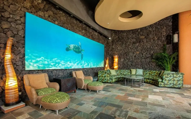 photo 2 of Mana Kai #508 by Coldwell Banker Island Vacations