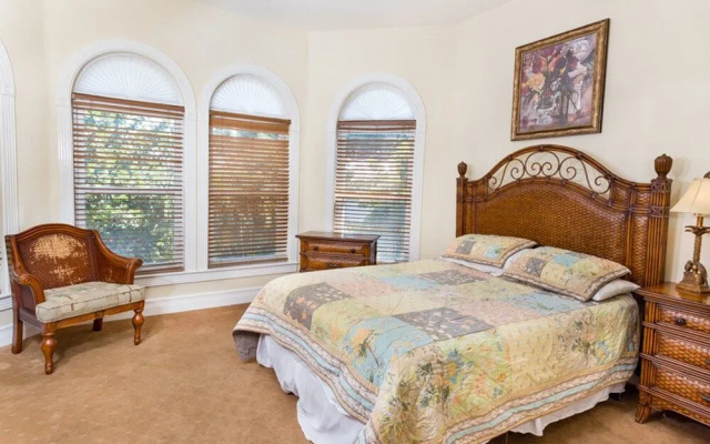 photo 5 of Mango Court