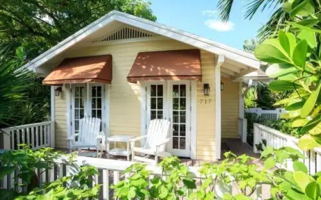 photo 4 of Mango Haus