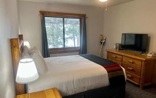 photo 3 of Manhattan Beach Lodge