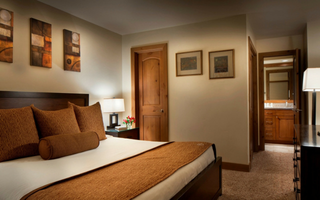 photo 3 of Manor Vail Lodge