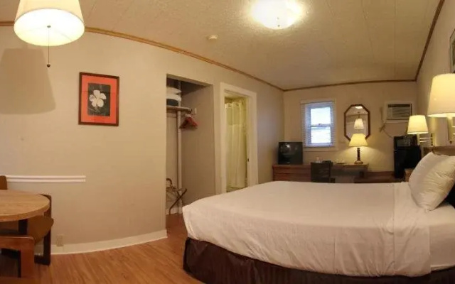photo 5 of Maple Leaf Motel