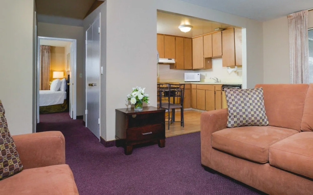 photo 4 of Marianis Inn