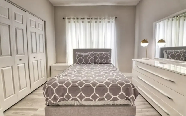 photo 3 of Maria's Beautiful Southern Dunes Home 4 Bedroom Villa by Redawning