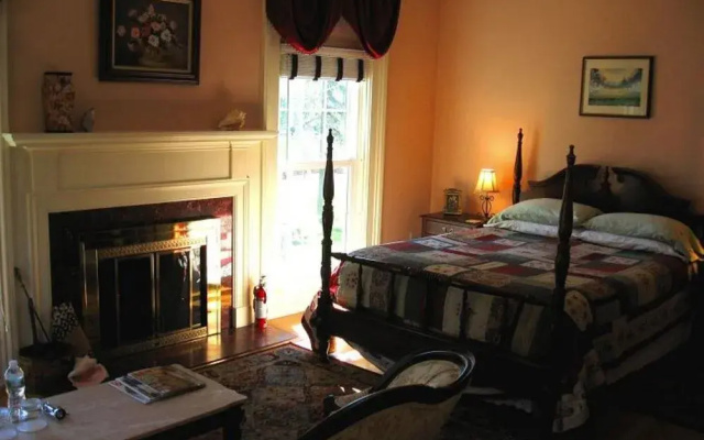 photo 2 of Mariaville Lake Bed and Breakfast