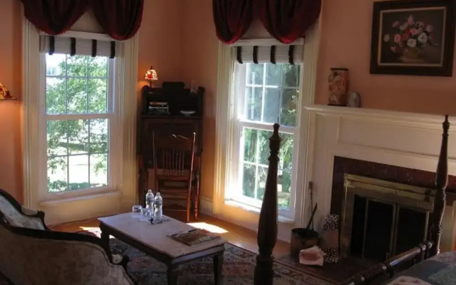 photo 5 of Mariaville Lake Bed and Breakfast