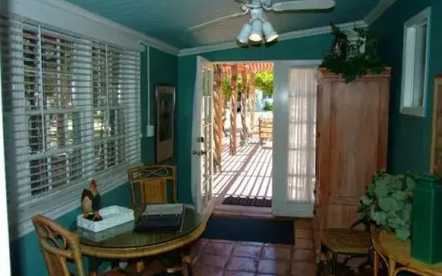 photo 2 of Maricopa Manor Bed & Breakfast Inn