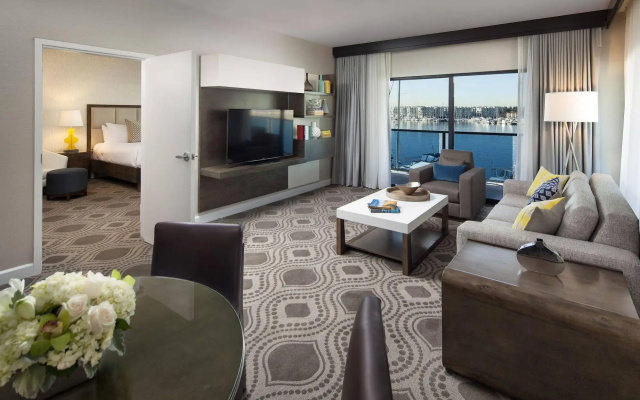 photo 5 of Marina del Rey Hotel