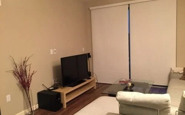 photo 2 of Marina Del Rey Suite 1 Br apts by RedAwning