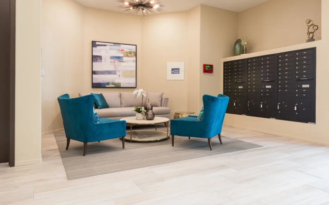 photo 5 of Marina Del Rey Waterfront Apartments