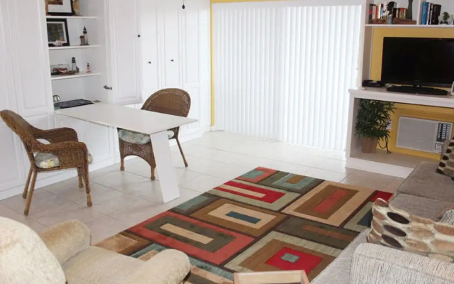 photo 2 of Mariner's Cove 315 by Ocean Properties