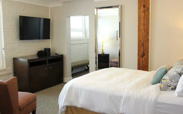 photo 5 of Mark Spencer Hotel