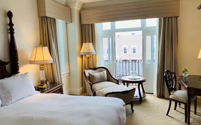 photo 5 of Market Pavilion Hotel