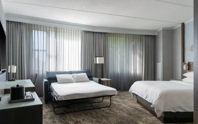 photo 4 of Courtyard by Marriott Chicago at Medical District / UIC