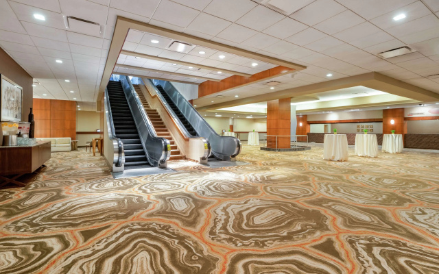 photo 2 of Hilton Denver City Center