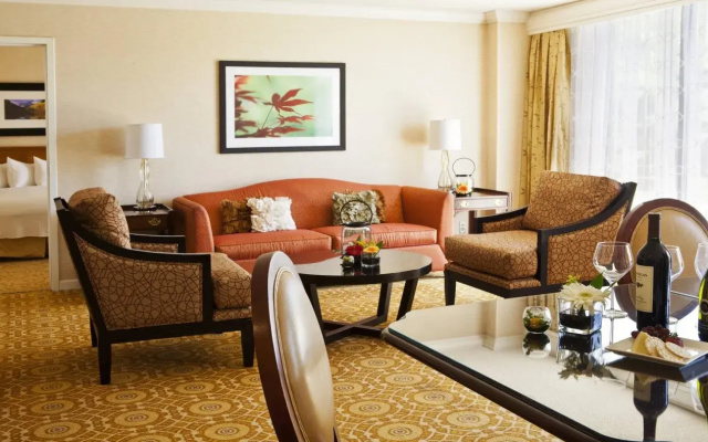 photo 3 of Denver Marriott West