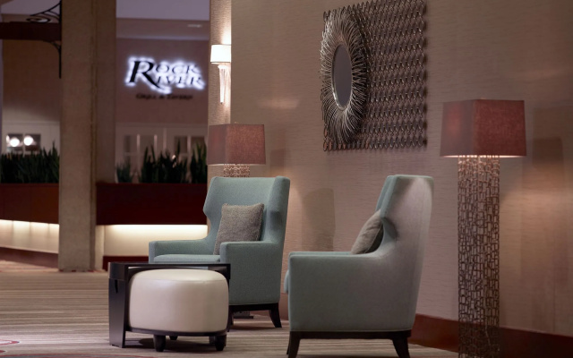 photo 2 of Des Moines Marriott Downtown