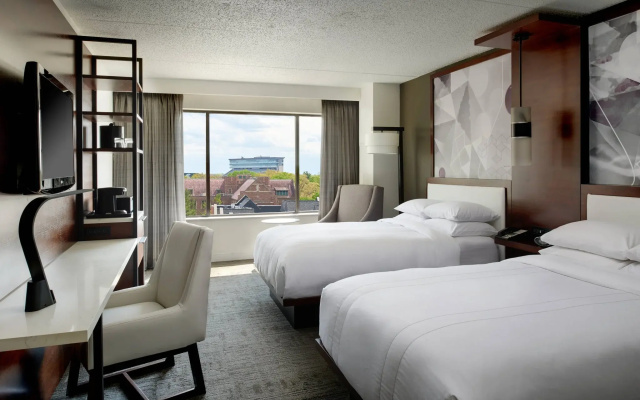 photo 3 of Marriott East Lansing at University Place