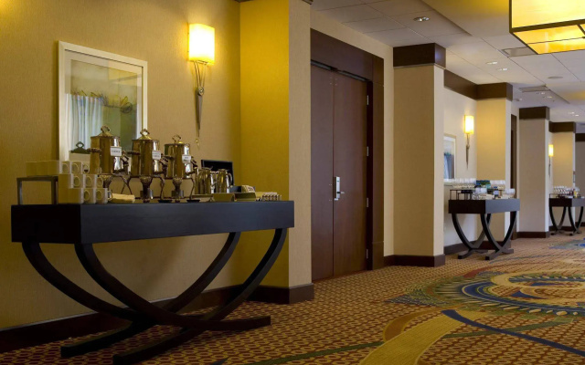 photo 2 of Key Bridge Marriott