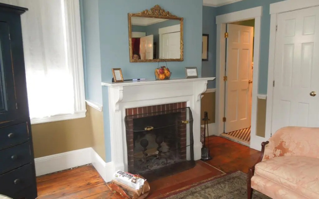 photo 4 of Mary Prentiss Inn
