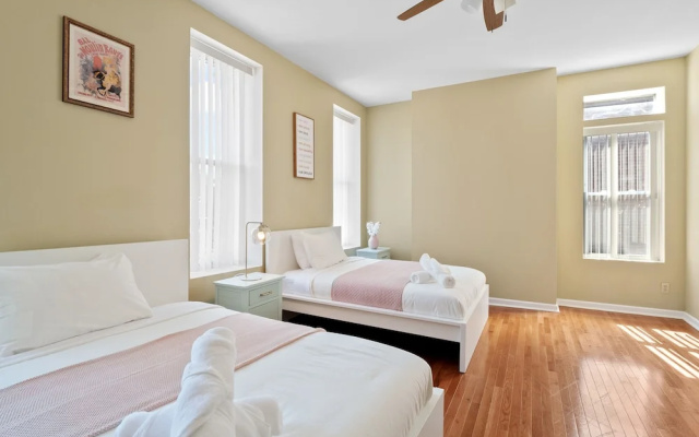 photo 3 of Massive Downtown Area Home... sleeps 14