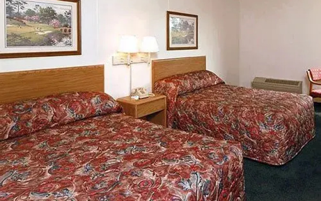 photo 3 of Motel 6 Columbia - University Of South Carolina