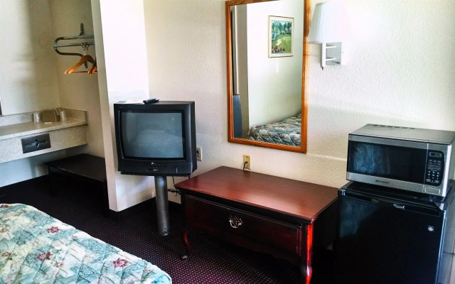 photo 4 of Masters Inn Atlanta - Doraville at I-85 & 285