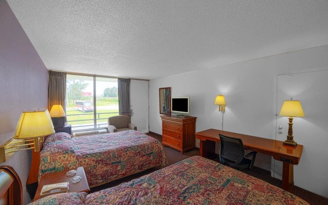 photo 5 of Masters Inn Selma/Smithfield I-95 By OYO