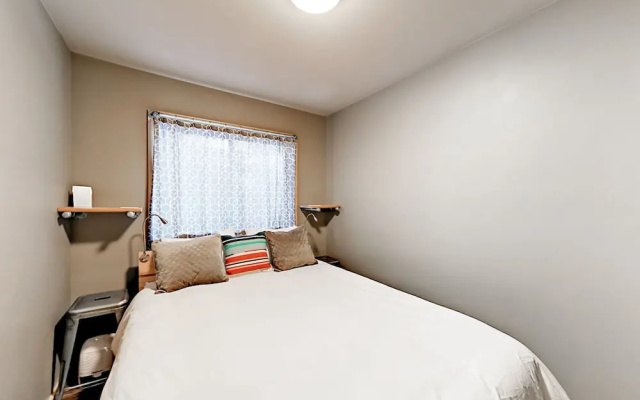 photo 2 of Matterhorn Unit #10 - 2 Br Condo