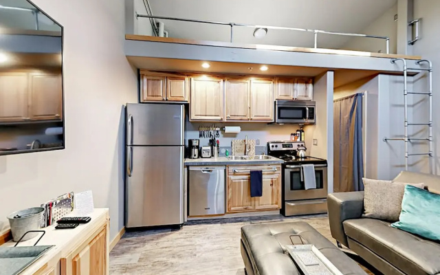 photo 4 of Matterhorn Unit #10 - 2 Br Condo