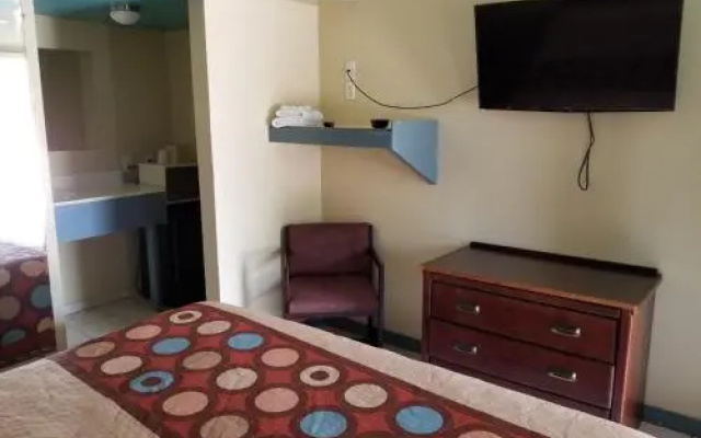 photo 4 of Maxim III Motel
