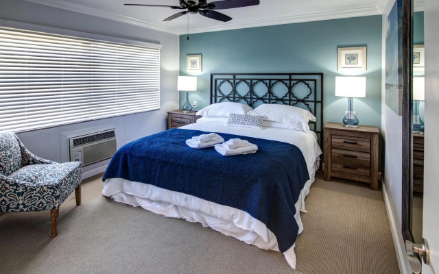 photo 4 of May-Dee Suites