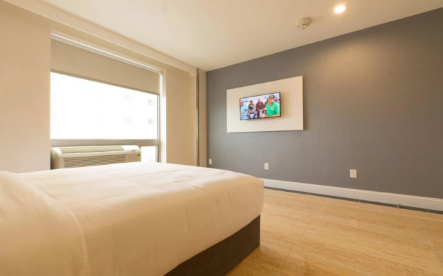 photo 4 of Mayfair Inn and Suites