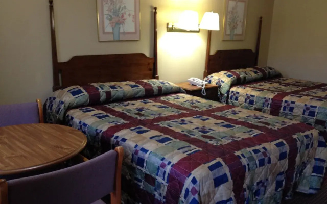 photo 3 of McClellan Inn Anniston