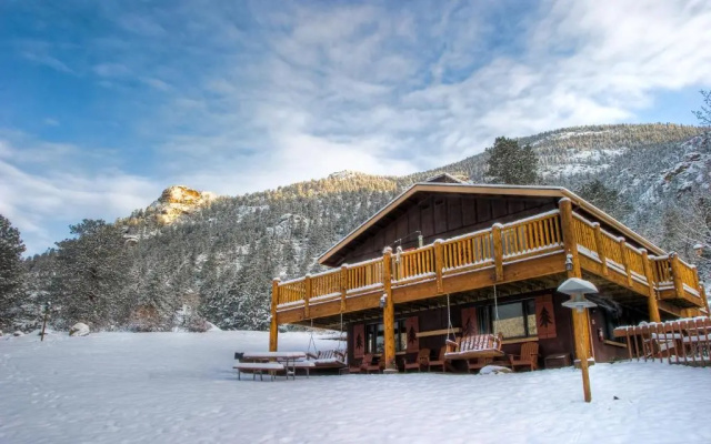 photo 2 of McGregor Mountain Lodge