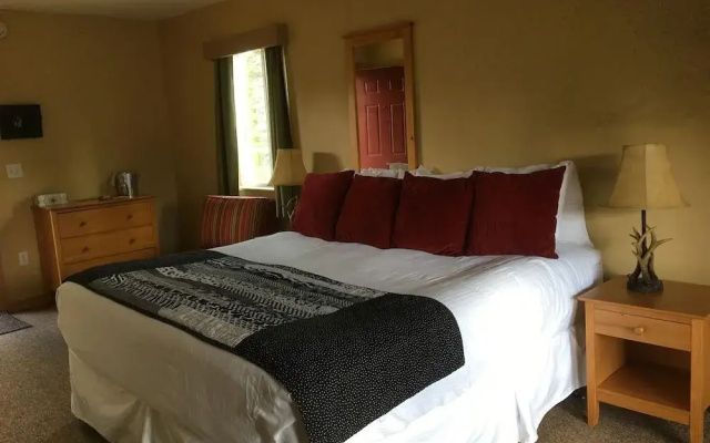 photo 2 of Mckinley Creekside Cabins