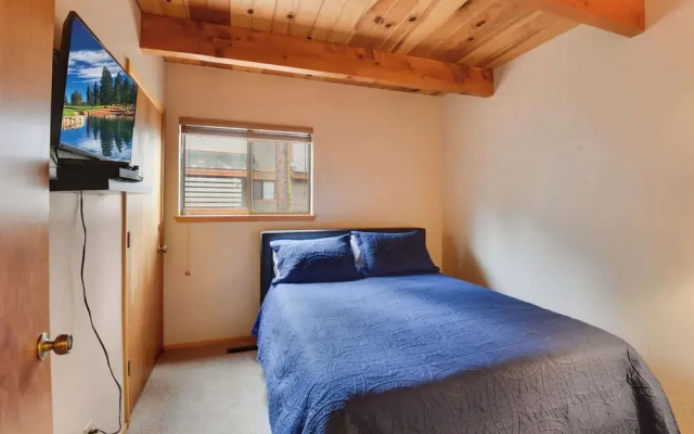 photo 5 of Lake Tahoe Treasure! Minutes From Beach & Skiing