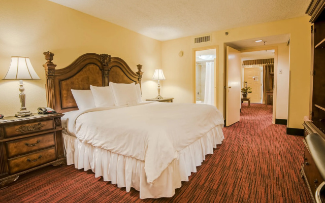 photo 4 of MCM Elegante Hotel and Suites – Dallas
