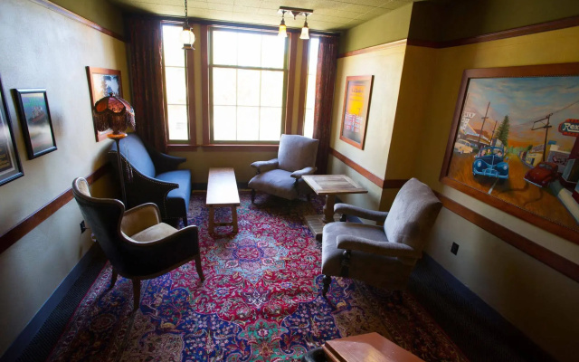 photo 4 of McMenamins Anderson School