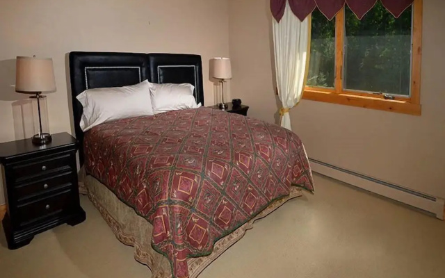 photo 3 of Meadow Brook Chalet