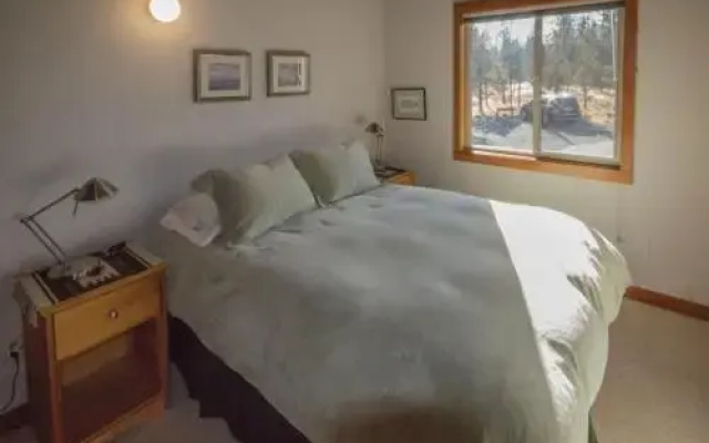 photo 2 of Meadow View Cabin