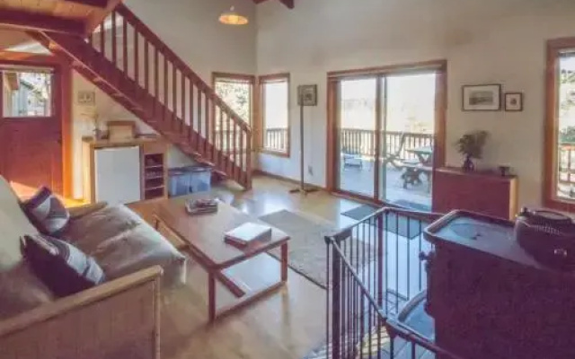 photo 3 of Meadow View Cabin