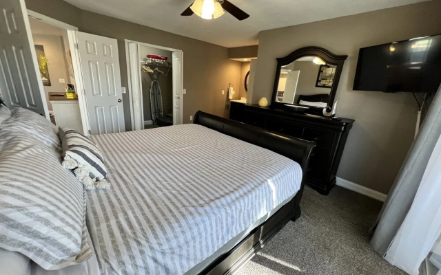 photo 4 of Meadowbrook 10-2 2 Bedroom Condo