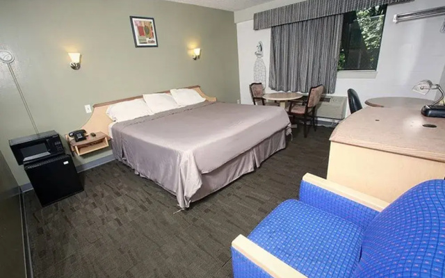 photo 5 of Meadowbrook Motor Lodge