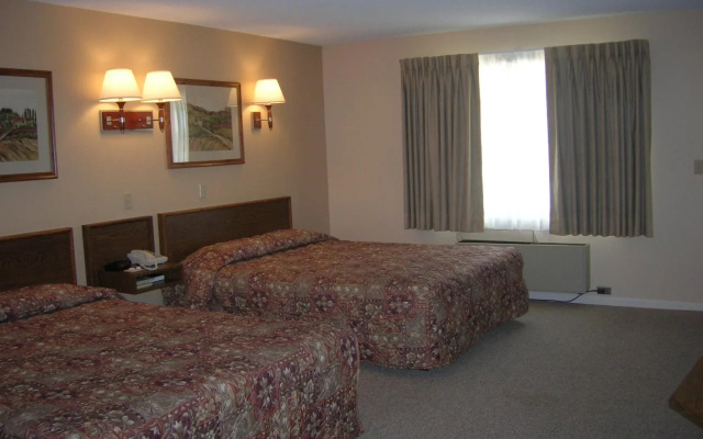 photo 3 of Meadowlark Inn Bridgeport