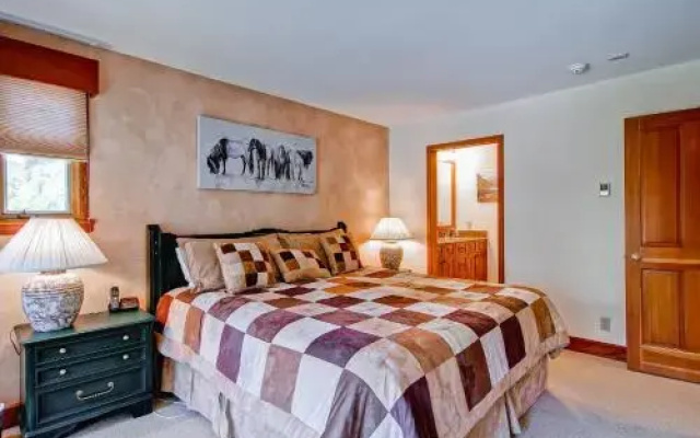 photo 4 of Meadows Townhome C1