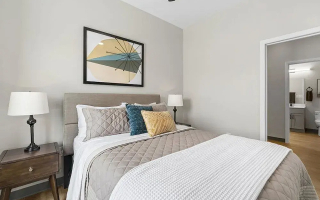 photo 2 of Medley Condos By Barsala