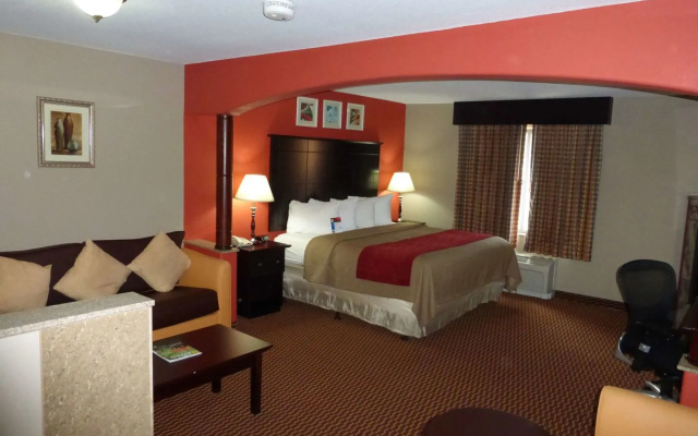 photo 5 of Red Roof Inn & Suites Detroit-Melvindale/ Dearborn