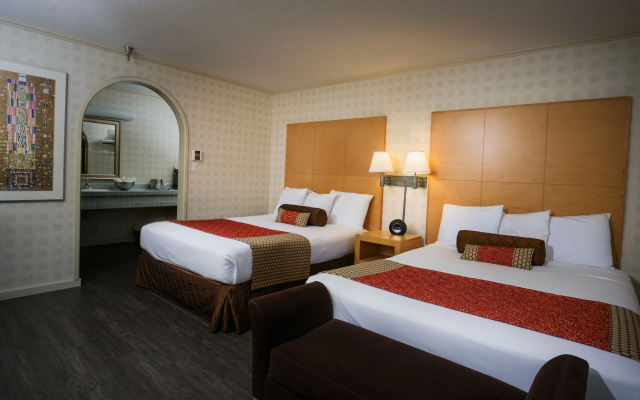photo 2 of Menlo Park Inn